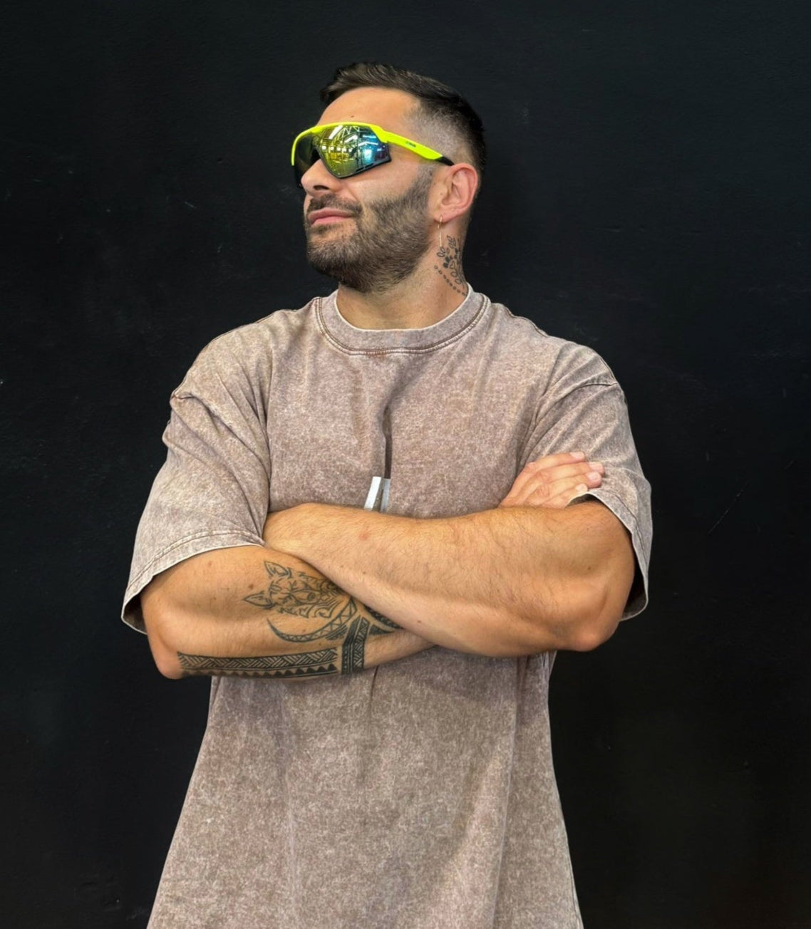 Camiseta oversize marron acid